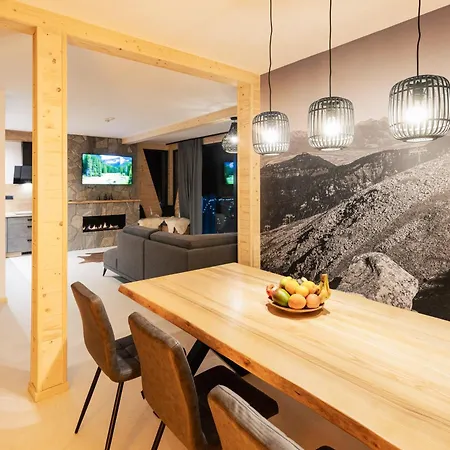 Chalet Vista With Jacuzzi *