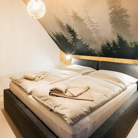 Vista With Jacuzzi Chalet