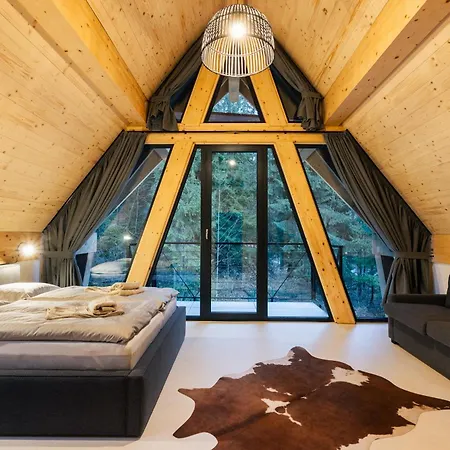 Chalet Vista With Jacuzzi