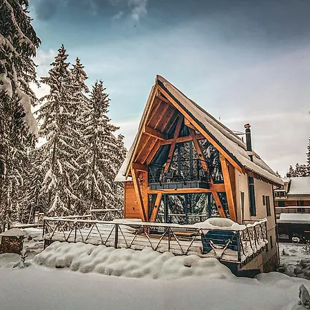 Vista With Jacuzzi Chalet *