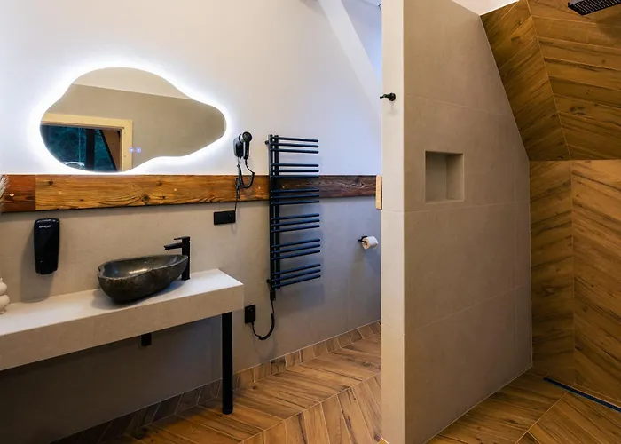 샬레 Vista With Jacuzzi 데마노브스카돌리나