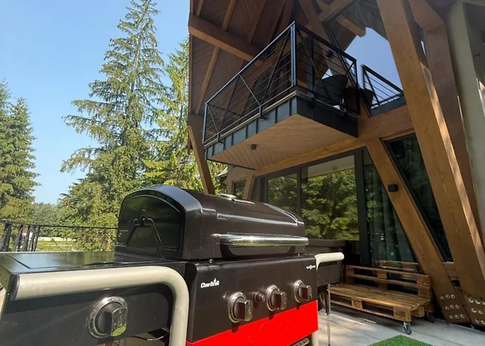 Vista With Jacuzzi 샬레 데마노브스카돌리나